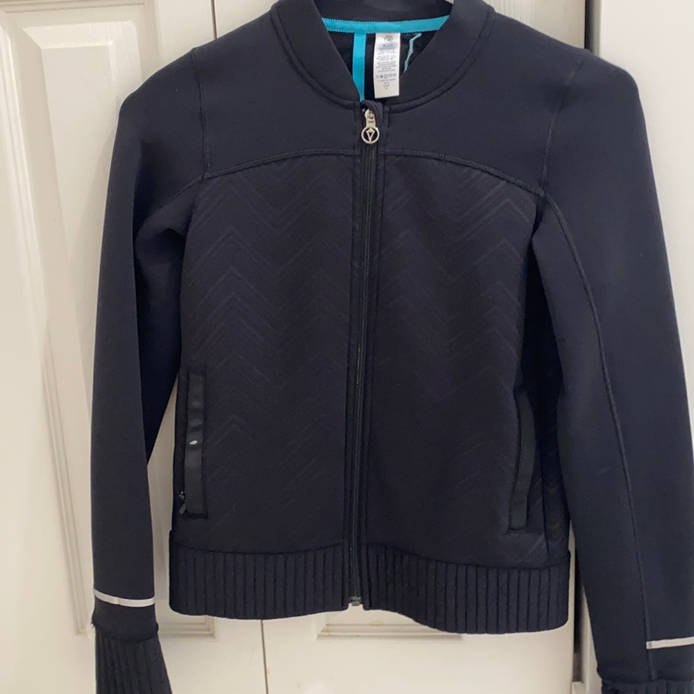 Ivivva sweater size 10 kids